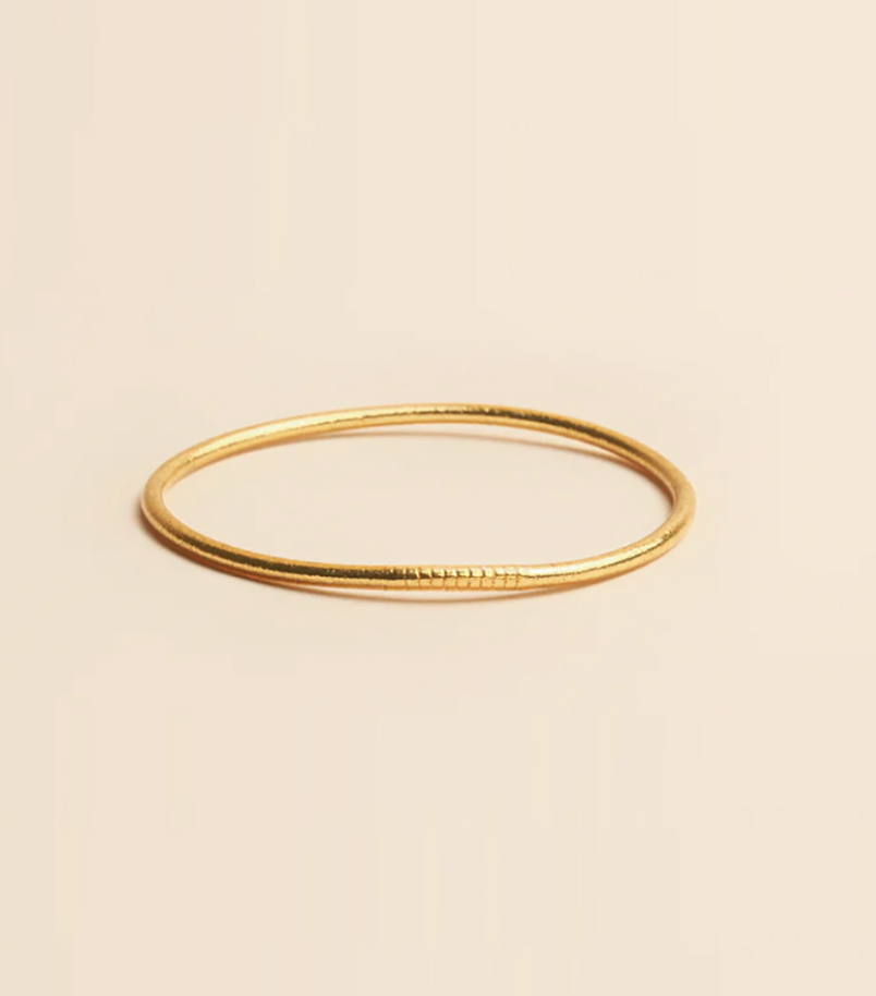 Slim Bangle, Yellow Gold Leaf