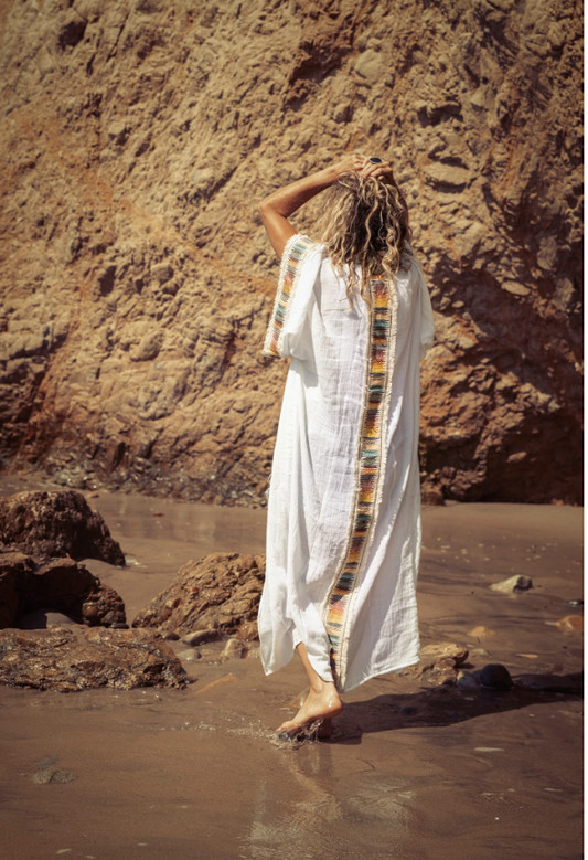 Rocking Gypsy - El Matador Maxi Kimono White