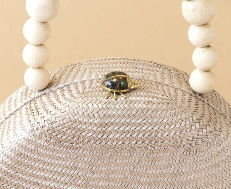 Likha - DUSTY ROSE ROUND CLASSIC HANDBAG WITH WOOD BEAD HANDLE - HANDWOVEN BAG