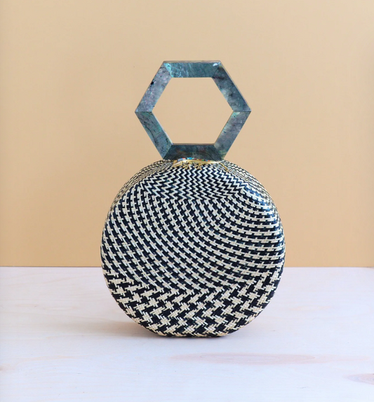 Likha - BLACK ROUND HANDWOVEN HANDBAG WITH MOTHER OF PEARL HANDLE
